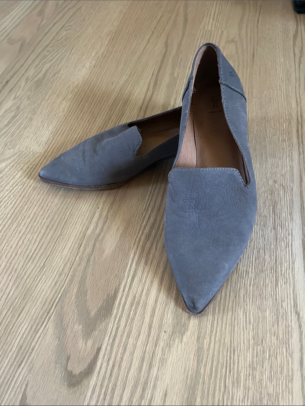 Frye Kenzie Venetian Loafers (7.5) Pointed-Toe Grey Suede Slip-On Flats